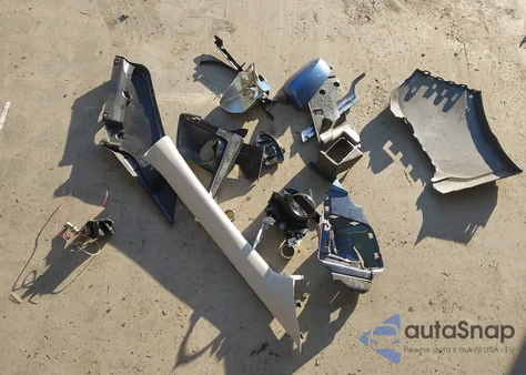 2017 Subaru Crosstrek 2.0I Premium z USA, uszkodzony, nr VIN JF2GPABC1HG262802